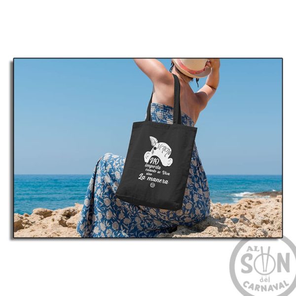 tote bag capitan veneno - no importa cuanto se viva sino la manera negro