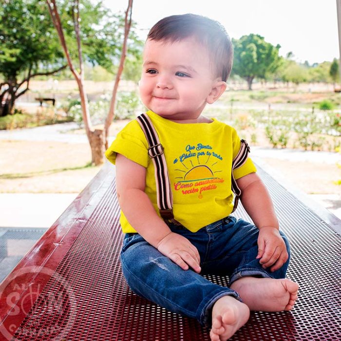 camiseta bebe que bonita es cadiz por la tarde - amarilla