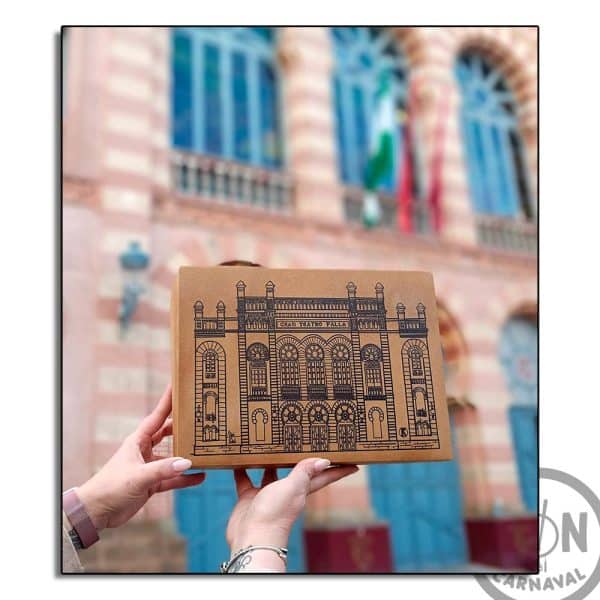 La caja del falla del Carnaval de Cádiz